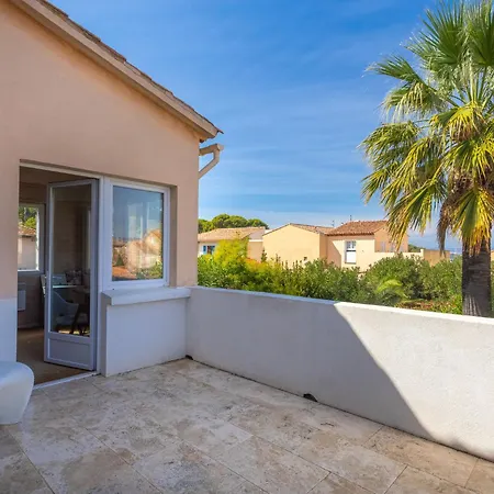Hébergement de vacances La Maison Du Port By Interhome Le Brusc