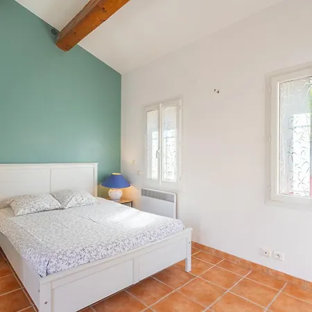 Casa de Férias La Maison Du Port By Interhome