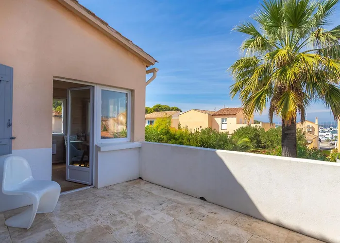 Dom wakacyjny La Maison Du Port By Interhome Le Brusc